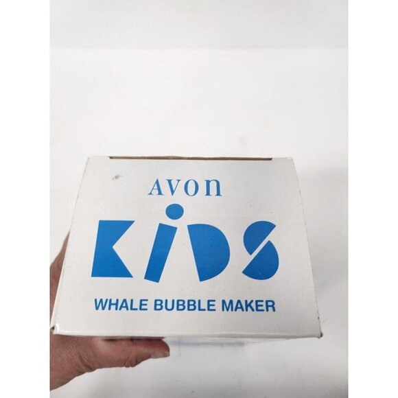 VINTAGE Avon 1997 Kids Blue White Whale Design Bubble Maker Fun Toy With Box - Picture 4 of 7